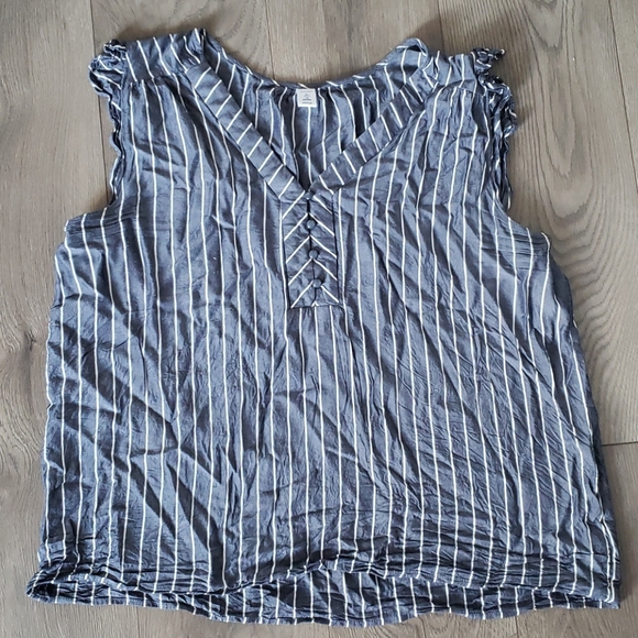Old Navy striped top - Picture 1 of 4